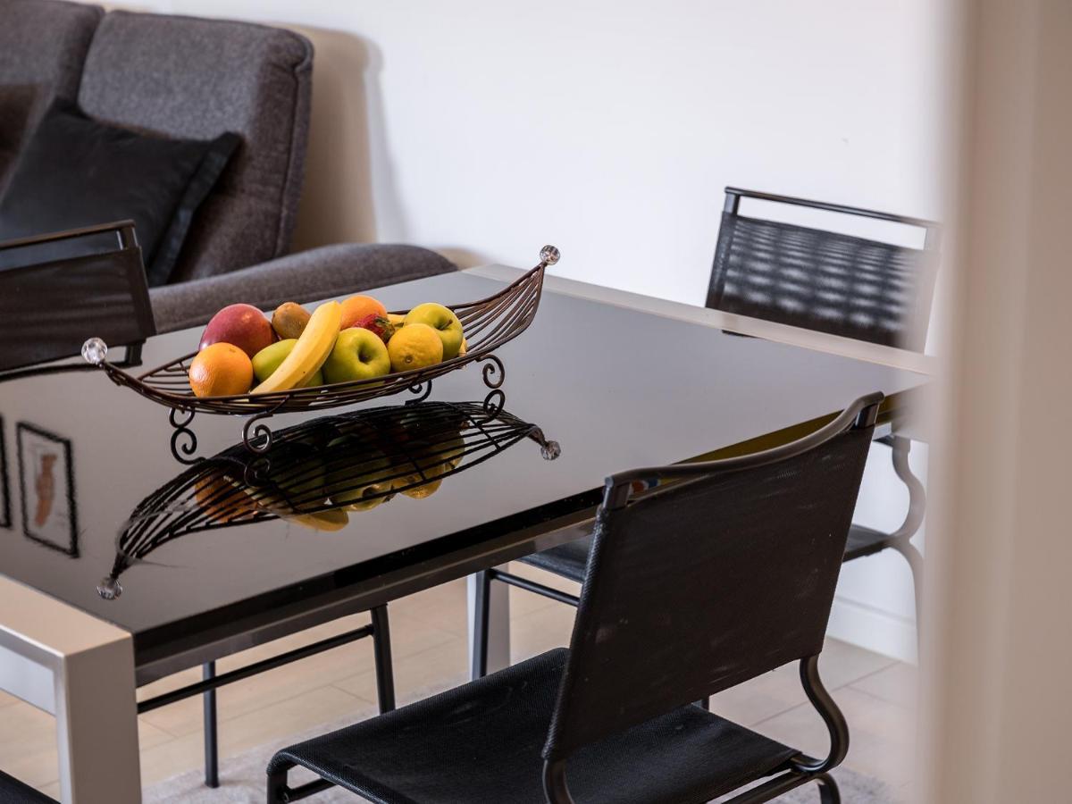 Apartment Residence Porec Bagian luar foto